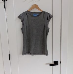 ✨4 for 12 Simply Vera Vera Wang Gray Ruffle Sleeve Top